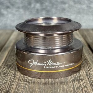 New Spare Spool Johnny Morris Signature Series Spinning Reel Silver Braid 110yd